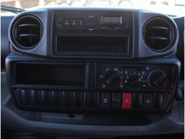 トヨタトヨエース移動販売車小型（2t・3t）[写真15]