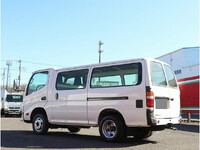 トヨタトヨエース移動販売車小型（2t・3t）[写真02]