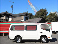 トヨタトヨエース移動販売車小型（2t・3t）[写真07]