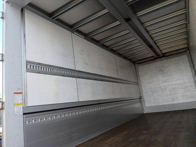 日野レンジャーアルミウイング中型（4t）[写真15]