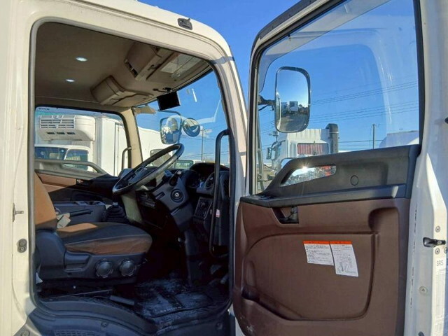 日野レンジャーアルミウイング中型（4t）[写真18]