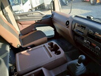 日野レンジャーアルミウイング中型（4t）[写真27]