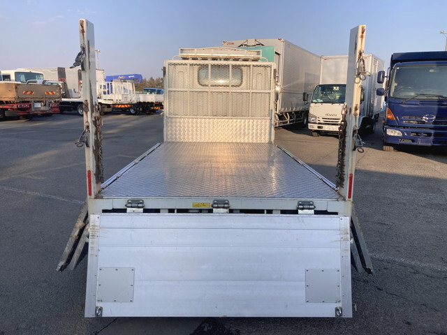 三菱ふそうキャンターアルミブロック小型（2t・3t）[写真13]