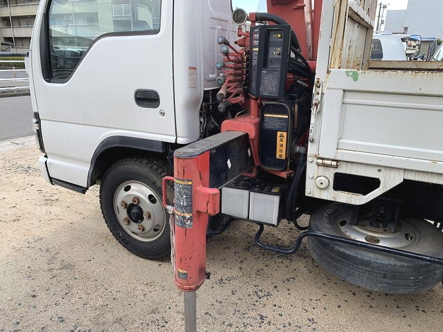 いすゞエルフクレーン3段小型（2t・3t）[写真14]