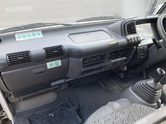 いすゞエルフクレーン3段小型（2t・3t）[写真23]