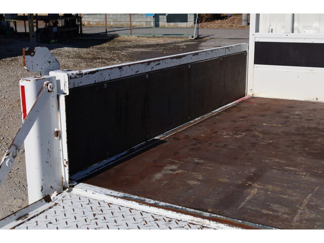 日野デュトロダブルキャブ（Wキャブ）小型（2t・3t）[写真13]