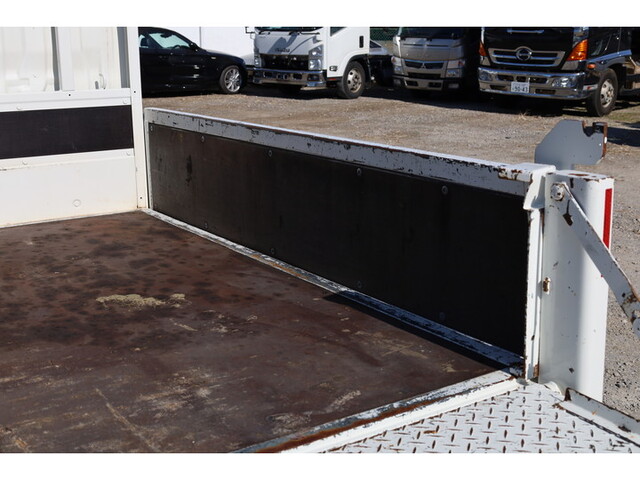 日野デュトロダブルキャブ（Wキャブ）小型（2t・3t）[写真14]