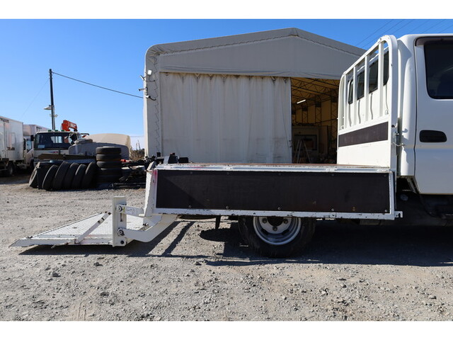 日野デュトロダブルキャブ（Wキャブ）小型（2t・3t）[写真17]