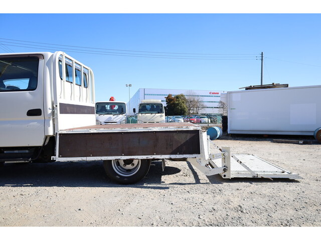 日野デュトロダブルキャブ（Wキャブ）小型（2t・3t）[写真18]