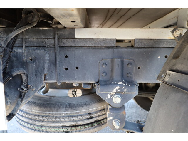 日野デュトロダブルキャブ（Wキャブ）小型（2t・3t）[写真19]