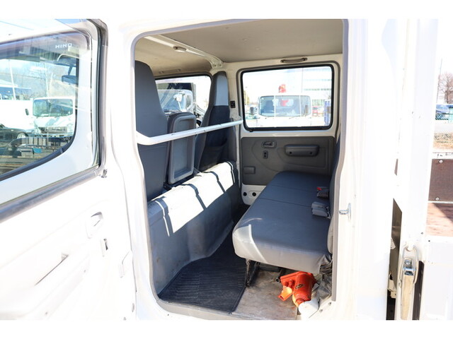 日野デュトロダブルキャブ（Wキャブ）小型（2t・3t）[写真23]