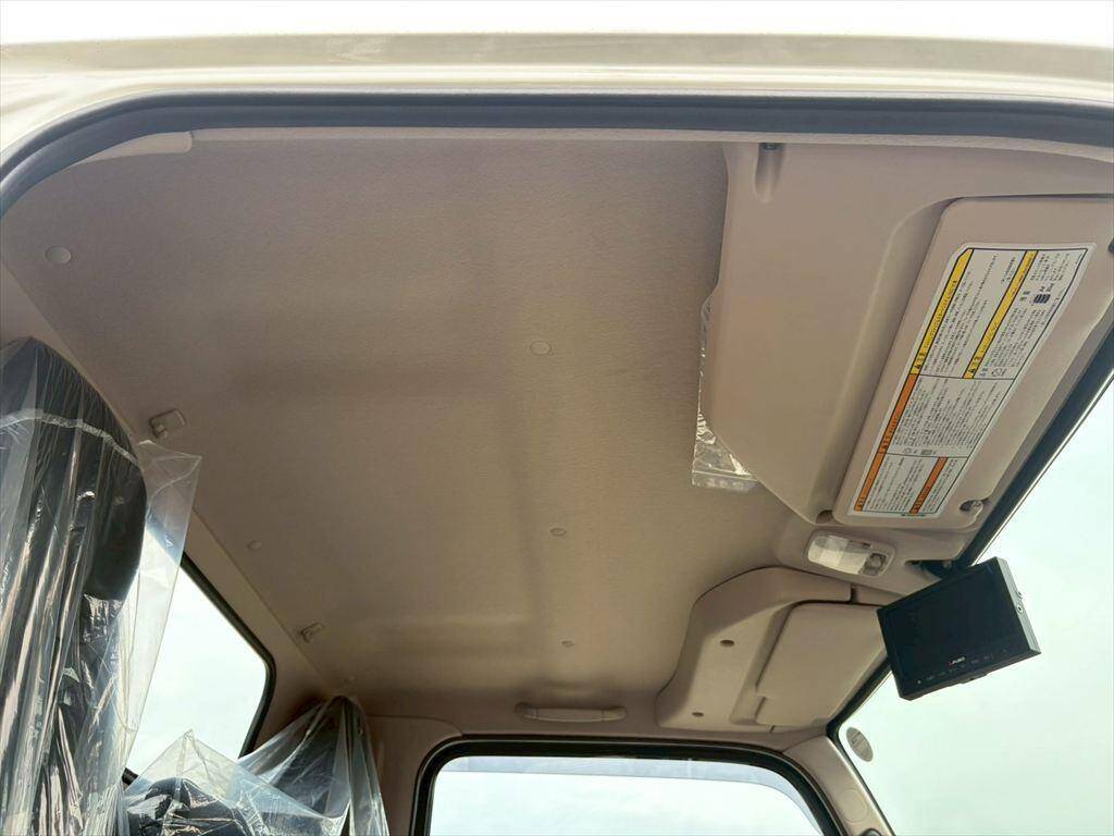 三菱ふそうキャンタークレーン4段小型（2t・3t）[写真21]