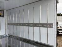 三菱ふそうキャンター冷凍車（冷蔵車）小型（2t・3t）[写真11]