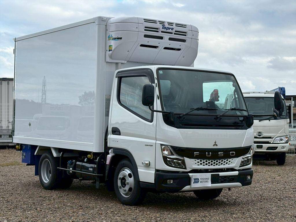 三菱ふそうキャンター冷凍車（冷蔵車）小型（2t・3t）[写真02]