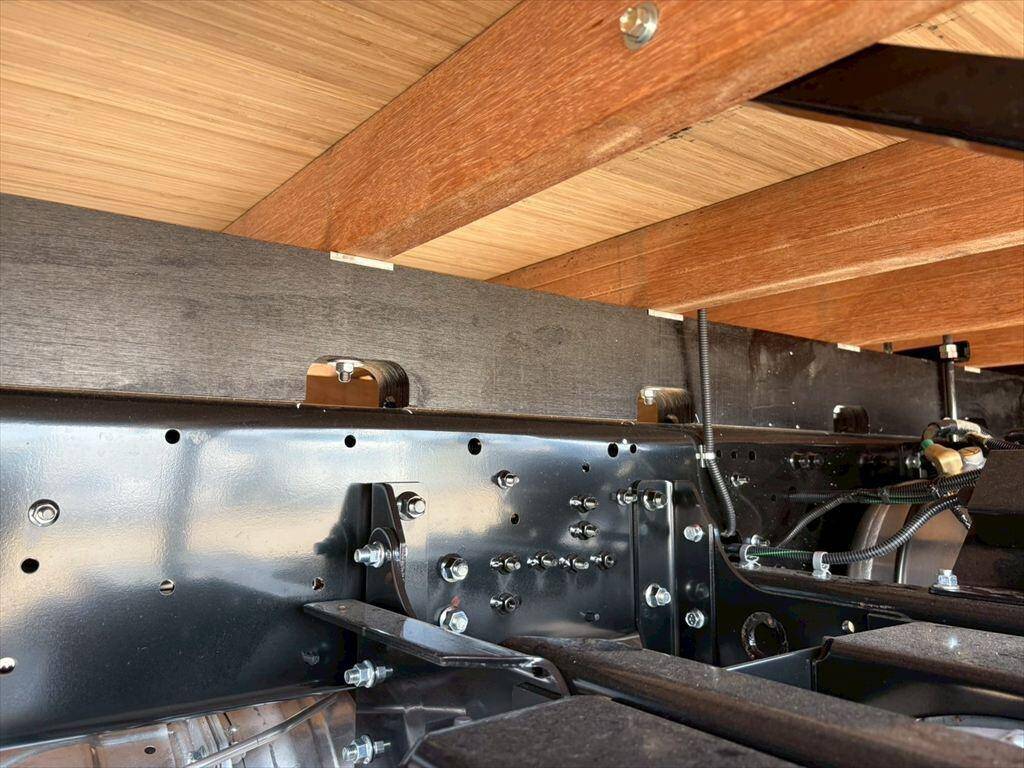 三菱ふそうファイターアルミブロック中型（4t）[写真18]