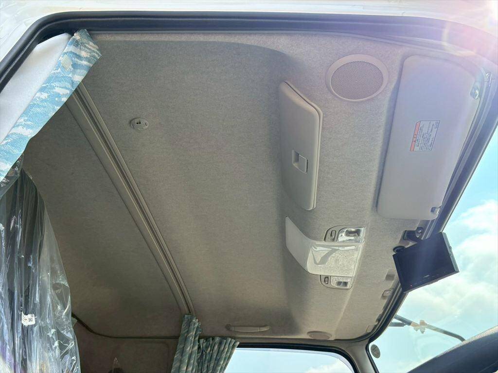 三菱ふそうファイターアルミブロック中型（4t）[写真24]