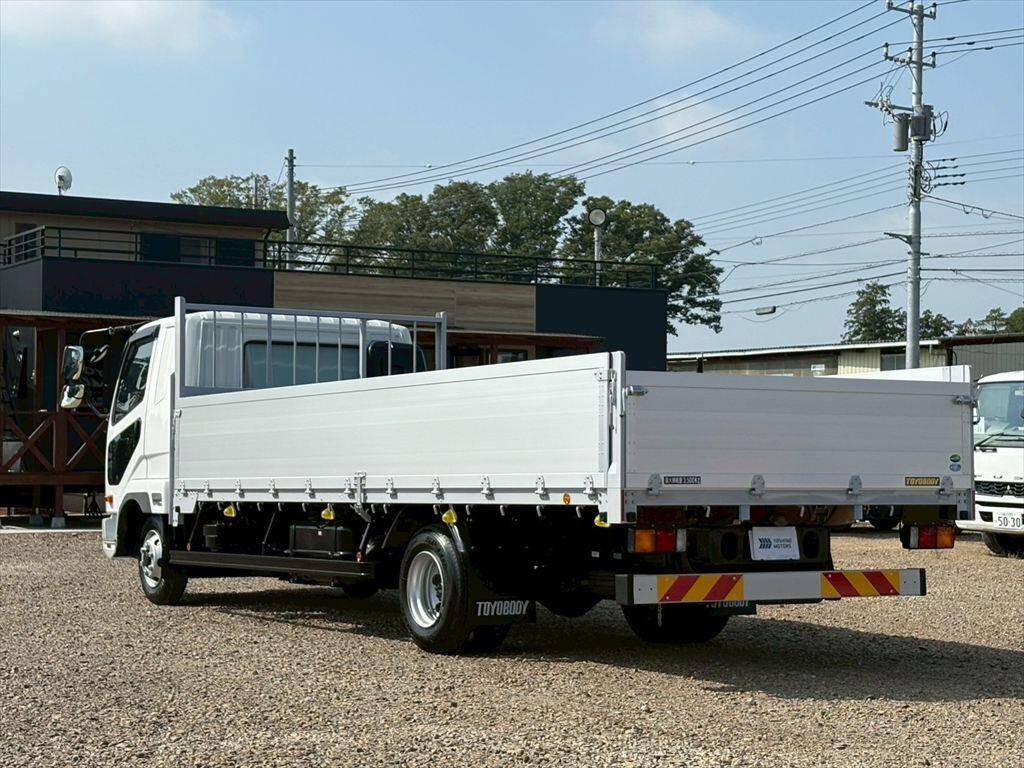 三菱ふそうファイターアルミブロック中型（4t）[写真03]