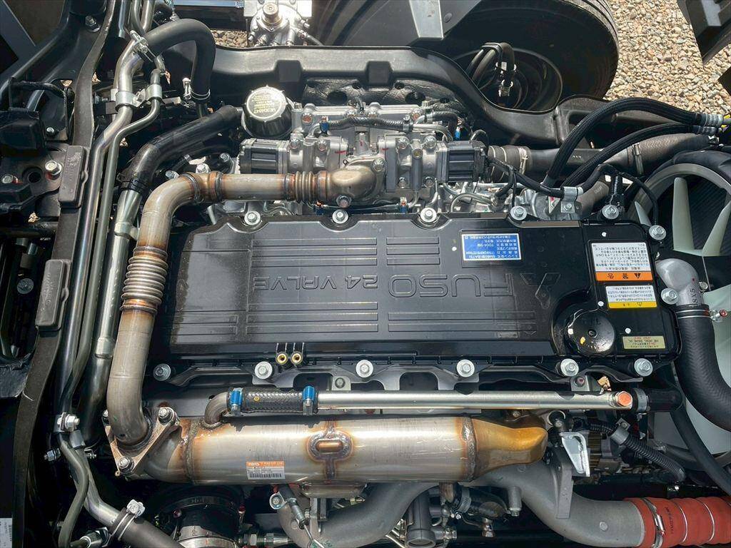 三菱ふそうファイターアルミブロック中型（4t）[写真17]