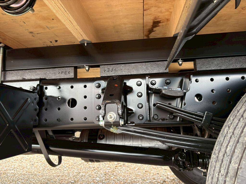 三菱ふそうキャンタークレーン4段小型（2t・3t）[写真13]