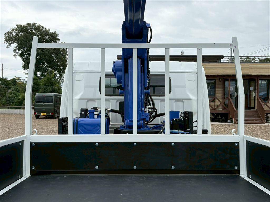 三菱ふそうキャンタークレーン4段小型（2t・3t）[写真06]