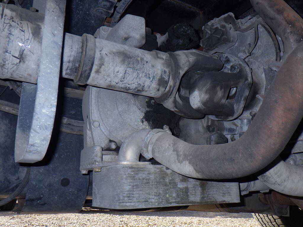 三菱ふそうスーパーグレートトレーラーヘッド（トラクターヘッド）大型（10t）[写真12]