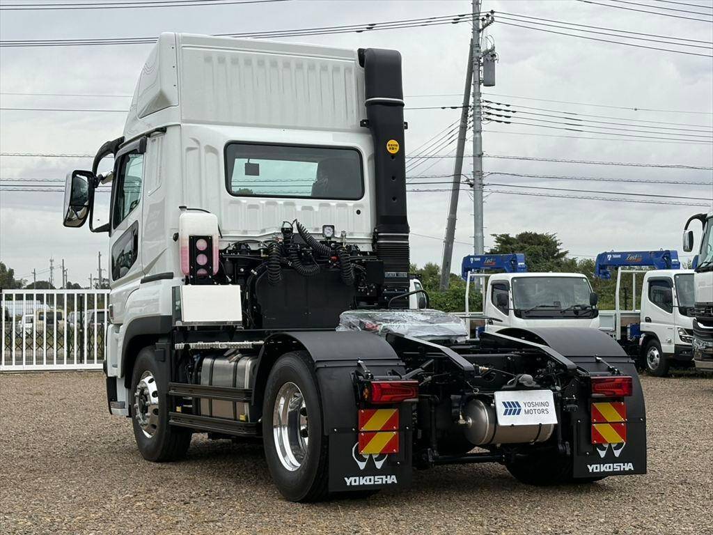 三菱ふそうスーパーグレートトレーラーヘッド（トラクターヘッド）大型（10t）[写真03]