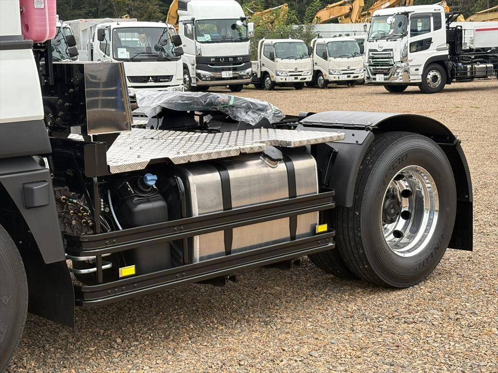 三菱ふそうスーパーグレートトレーラーヘッド（トラクターヘッド）大型（10t）[写真06]