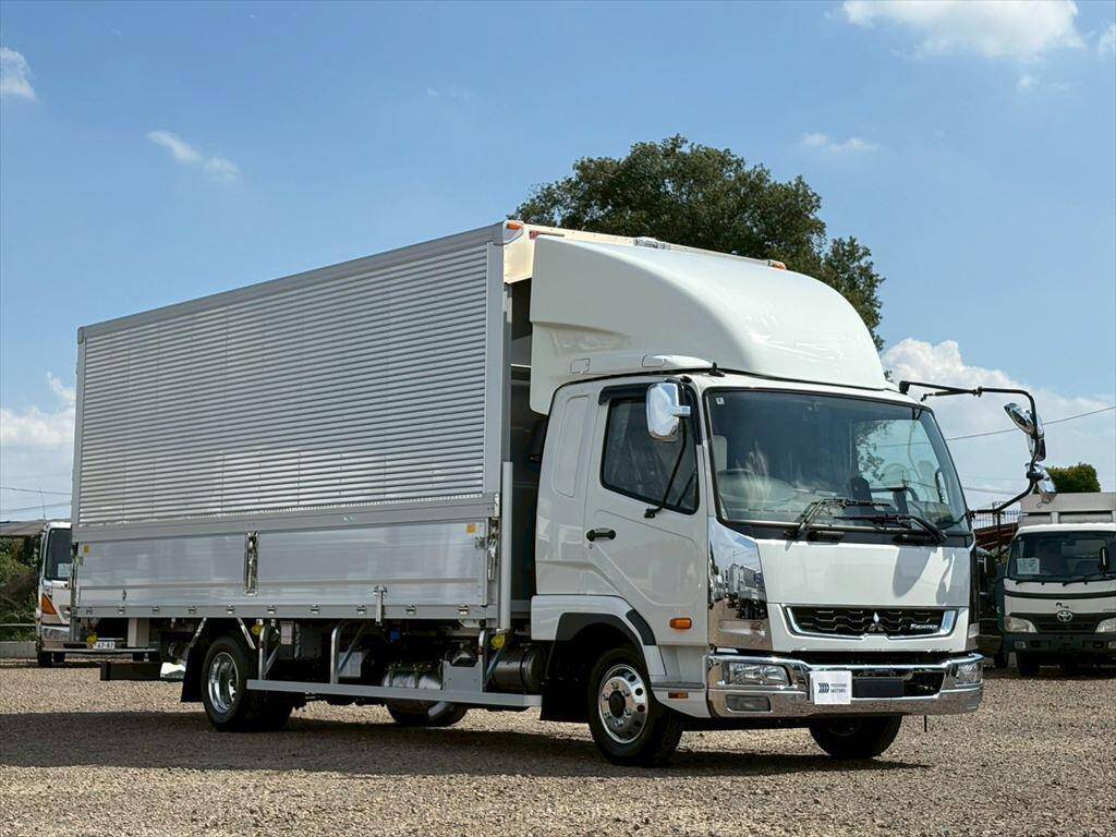 三菱ふそうファイターアルミウイング中型（4t）[写真02]