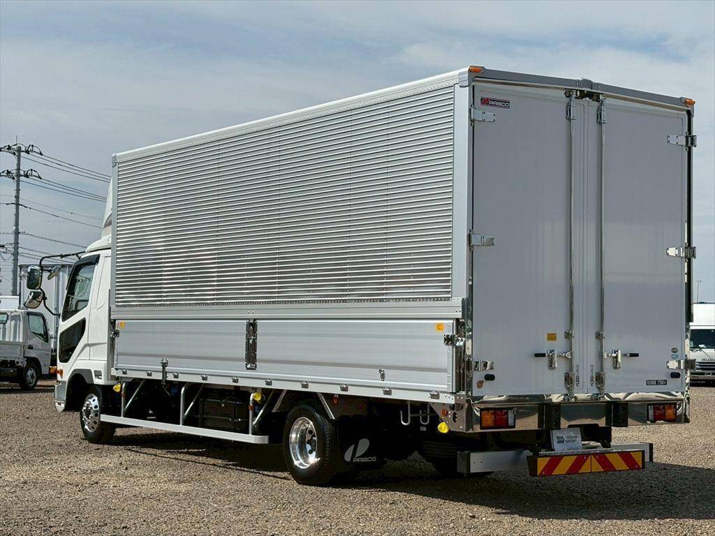 三菱ふそうファイターアルミウイング中型（4t）[写真03]