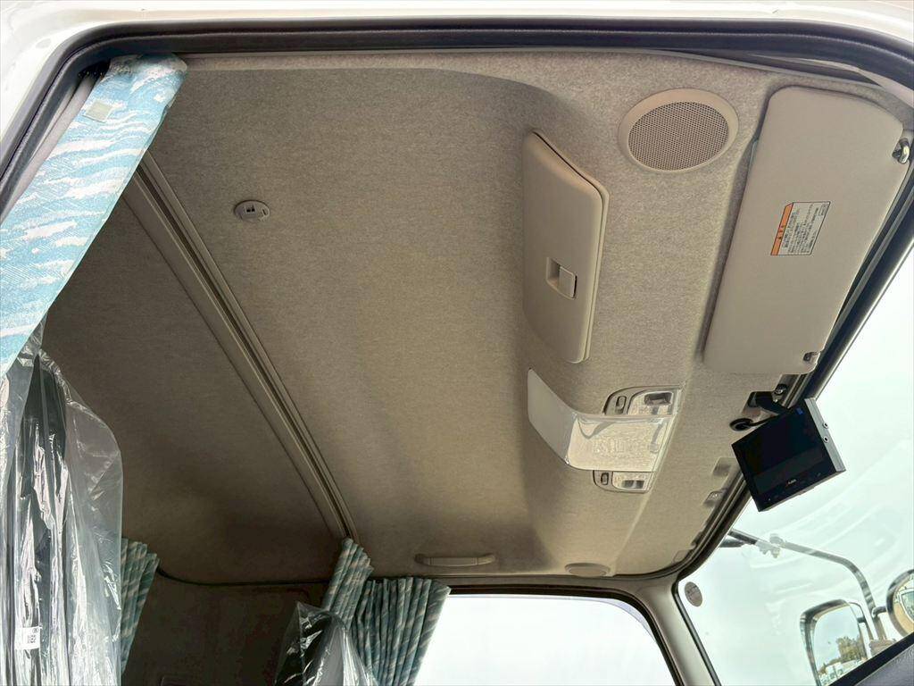 三菱ふそうファイターアルミウイング中型（4t）[写真24]