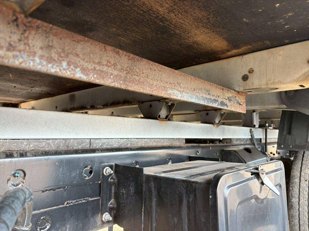 日野デュトロクレーン4段小型（2t・3t）[写真12]