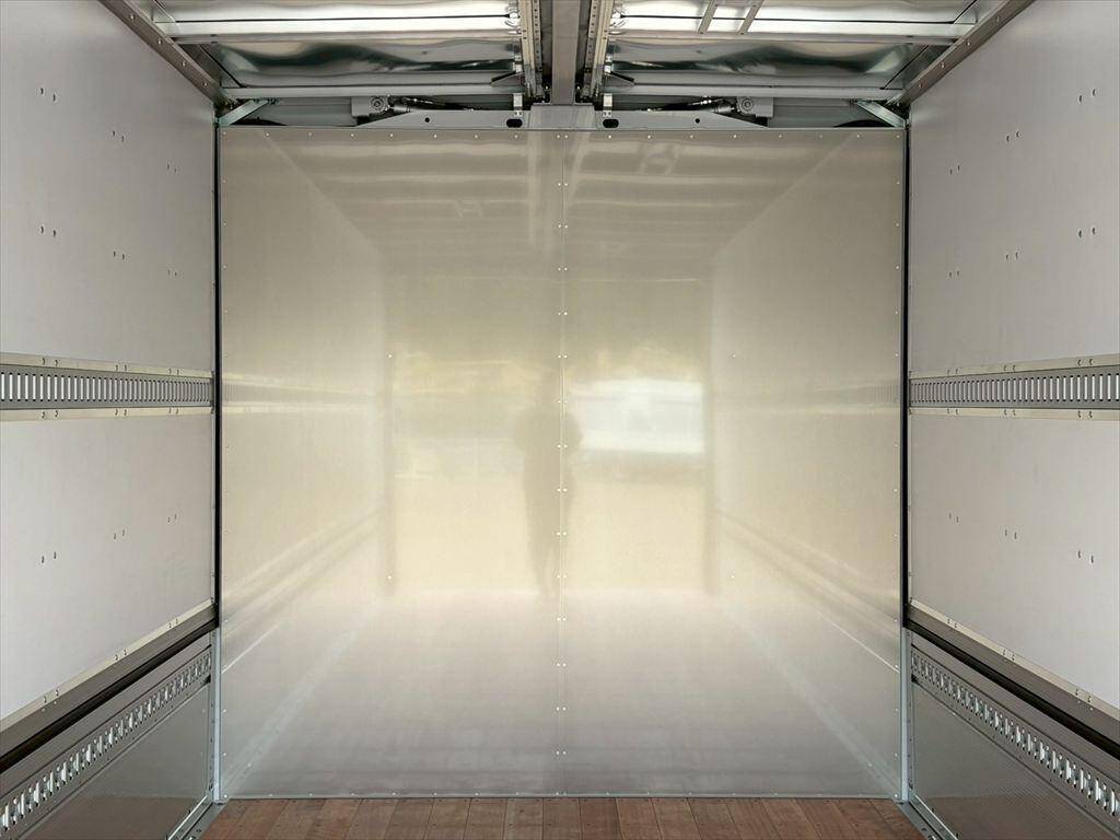 三菱ふそうファイターアルミウイング中型（4t）[写真07]