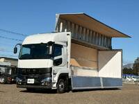 三菱ふそうスーパーグレートアルミウイング大型（10t）[写真12]