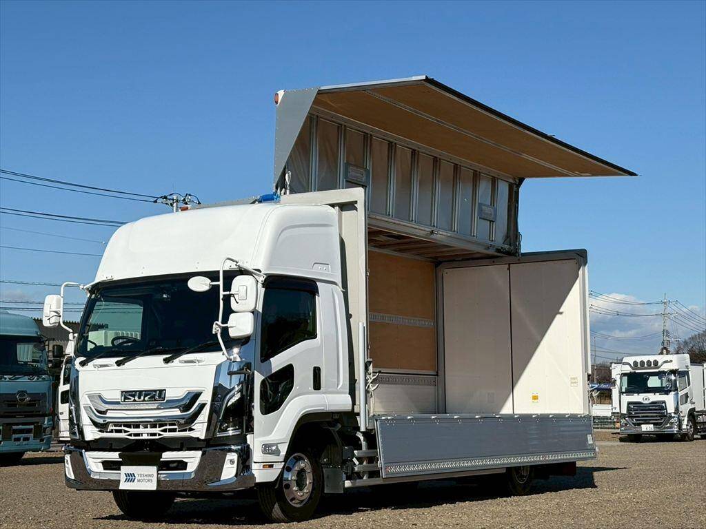 いすゞフォワードアルミウイング増トン（6t・8t）[写真11]