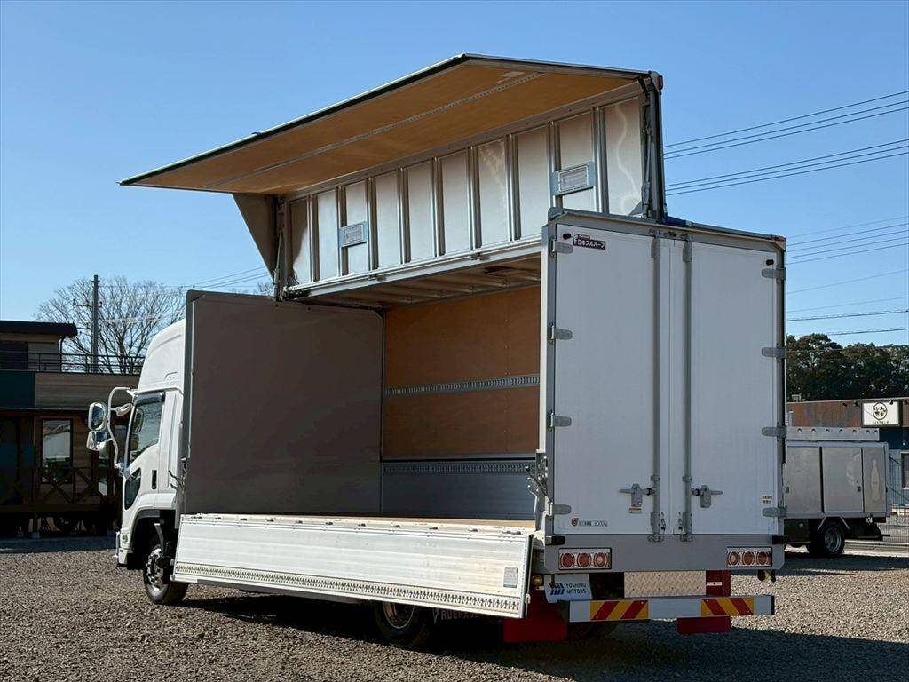 いすゞフォワードアルミウイング増トン（6t・8t）[写真12]