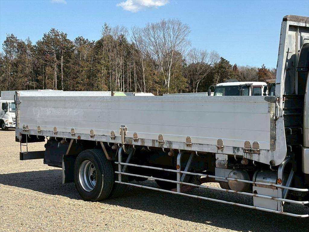 三菱ふそうファイターアルミブロック増トン（6t・8t）[写真04]