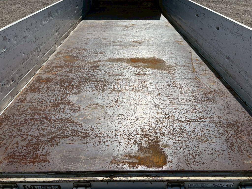 三菱ふそうファイターアルミブロック増トン（6t・8t）[写真07]