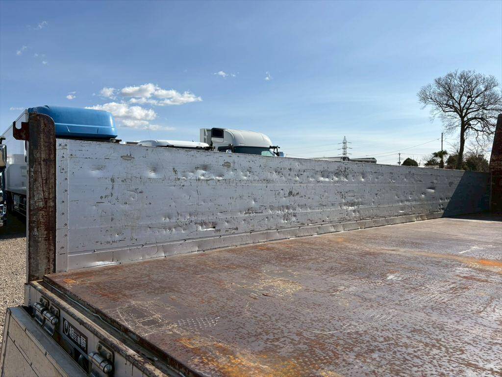 三菱ふそうファイターアルミブロック増トン（6t・8t）[写真08]