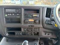 いすゞギガアルミウイング大型（10t）[写真21]