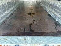 いすゞギガアルミウイング大型（10t）[写真09]