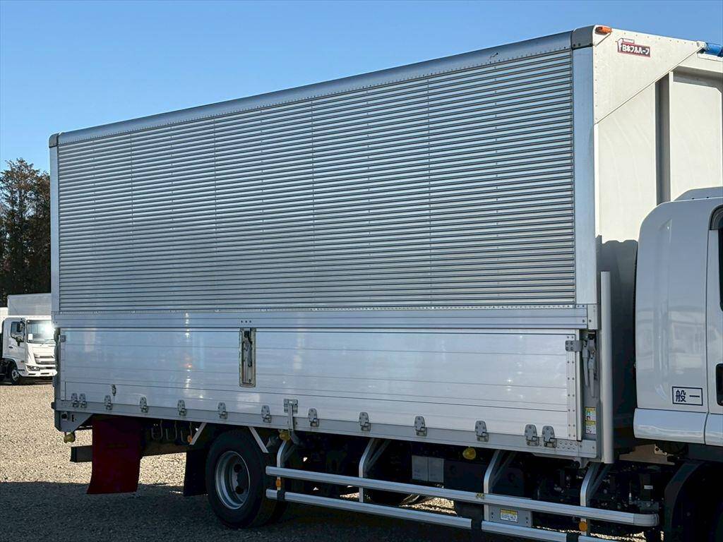 いすゞフォワードアルミウイング中型（4t）[写真05]