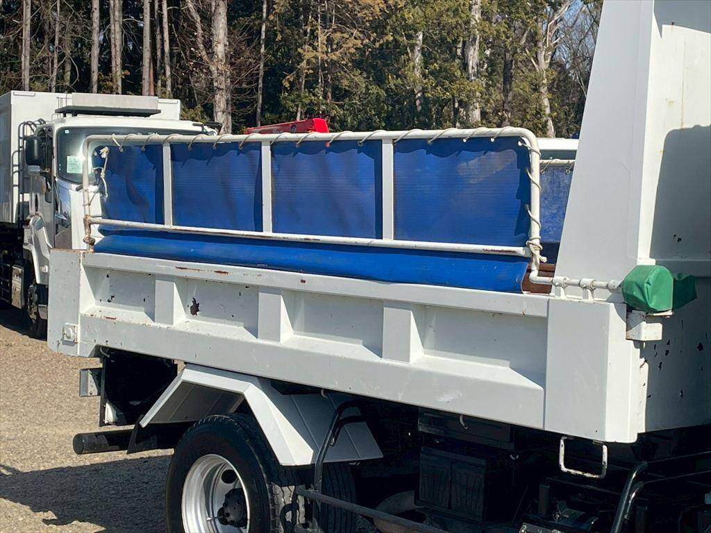 いすゞフォワードダンプ中型（4t）[写真03]