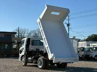 三菱ふそうファイターダンプ中型（4t）[写真12]