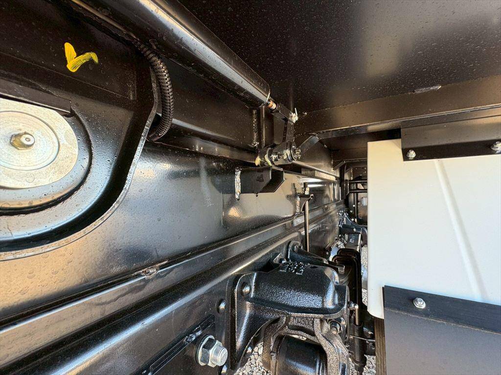 三菱ふそうファイターダンプ中型（4t）[写真17]