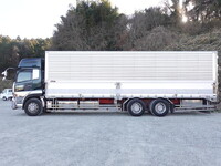 UDトラックスクオンアルミウイング大型（10t）[写真12]