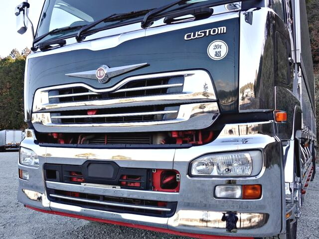 UDトラックスクオンアルミウイング大型（10t）[写真04]