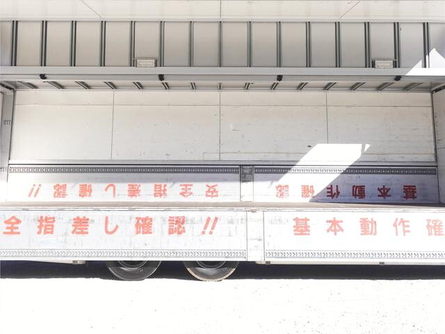 日野プロフィアアルミウイング大型（10t）[写真15]