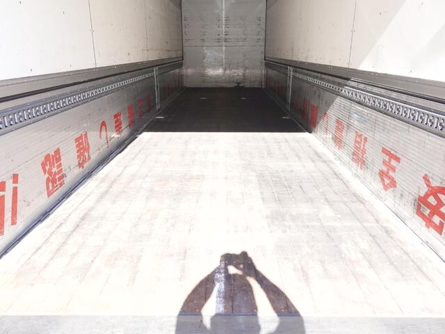 日野プロフィアアルミウイング大型（10t）[写真16]