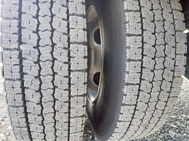 日野レンジャー冷凍車（冷蔵車）中型（4t）[写真13]