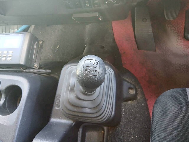 日野レンジャー冷凍車（冷蔵車）中型（4t）[写真20]